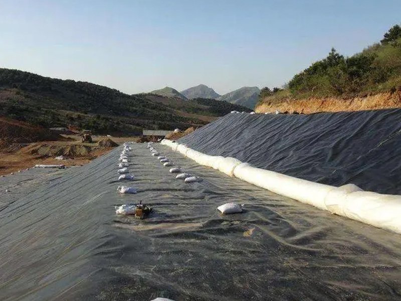 Best High Density Polyethylene Geomembranes for landfills.pg